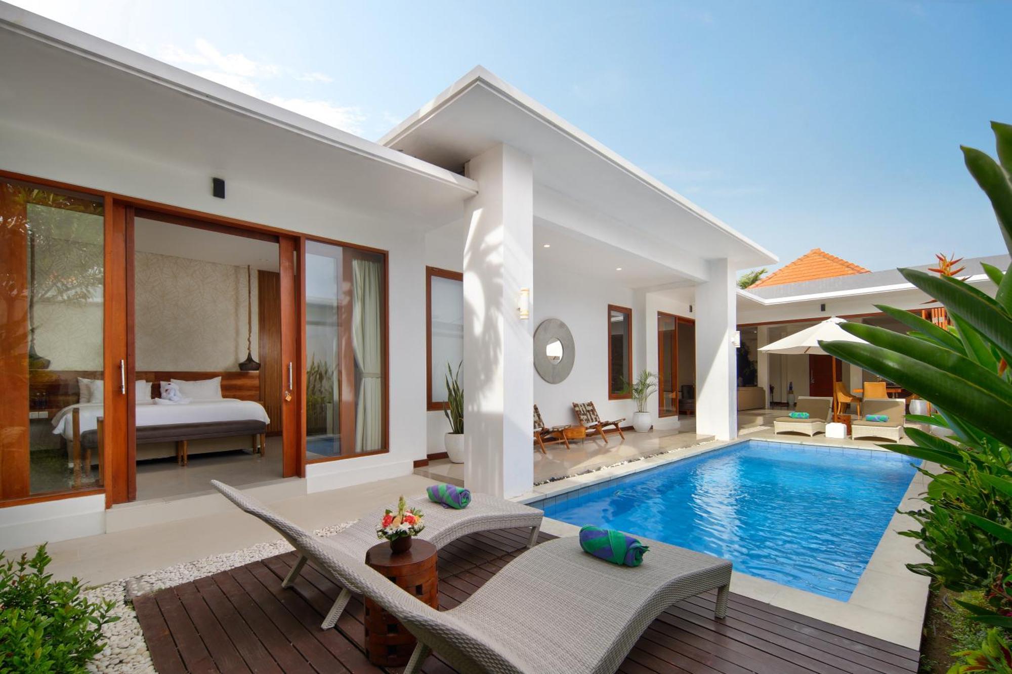 Villa The Luxury Collection, Monaco Blu Seminyak Esterno foto